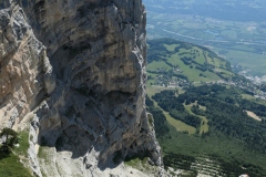 Deux petites marches de 1000m ; en fait, non, c'est pas par là...