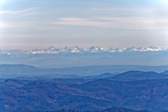 Au nord-est : Alpes vers Mont-Blanc