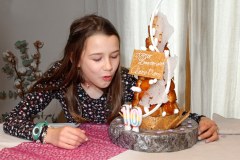 Claire - 10 ans : Claire souffle dix ans