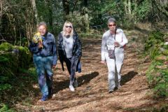 Bort-les-Orgues : chemin de la Croix Bastide - Jean, Elena, Monique