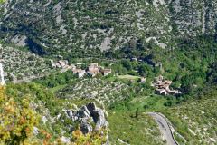 Navacelles - le village depuis la Baume Auriol