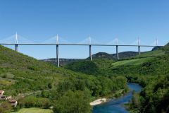 Peyre : le viaduc de Millau et le Tarn