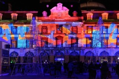Clermont-Ferrand en lumières place de Jaude : pneumatiques