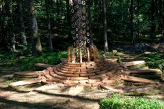 Horizons : Dissémination éruptive - Bois et mousse près de Saint-Genès Champespe